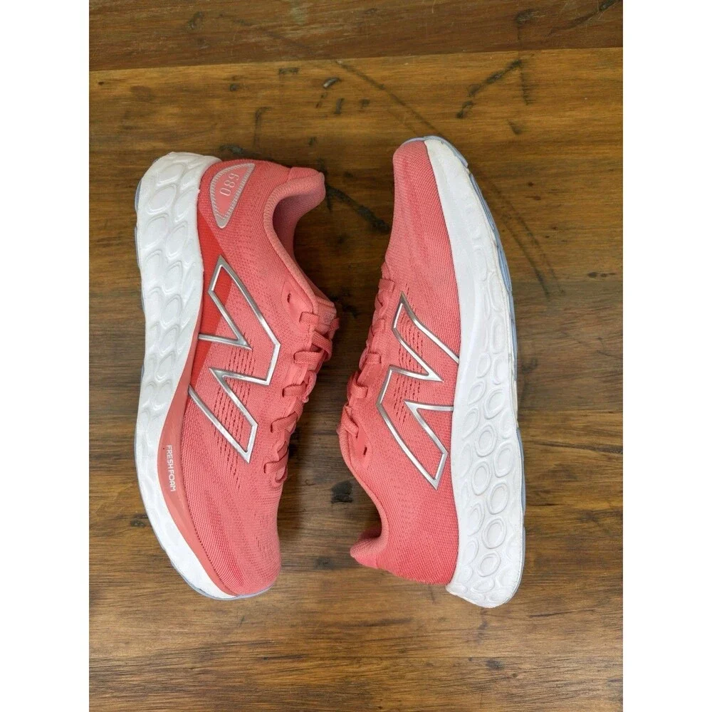 New Balance Fresh Foam 680v8 Womens Size 8.5 B Pink Coral Running Shoes Sneakers